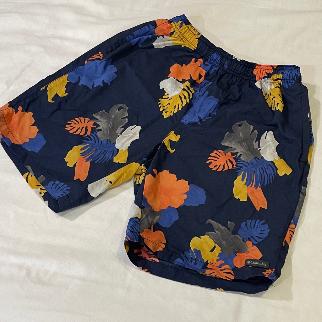 Columbia Athletic Shorts Blue And Orange Fish Print Euc